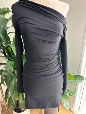 Black One Shoulder Bodycon Ruched Dress Long Sleeve XS NWT